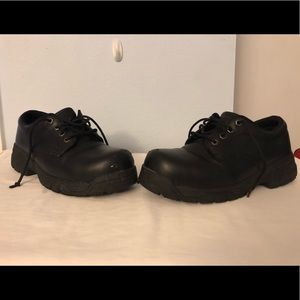 Men’s Shoes for Crews Defender II